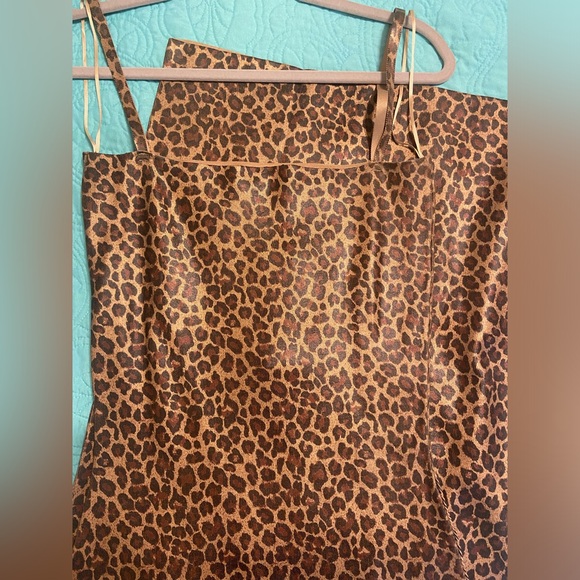 NWT Zara leopard print midi dress - Picture 3 of 6